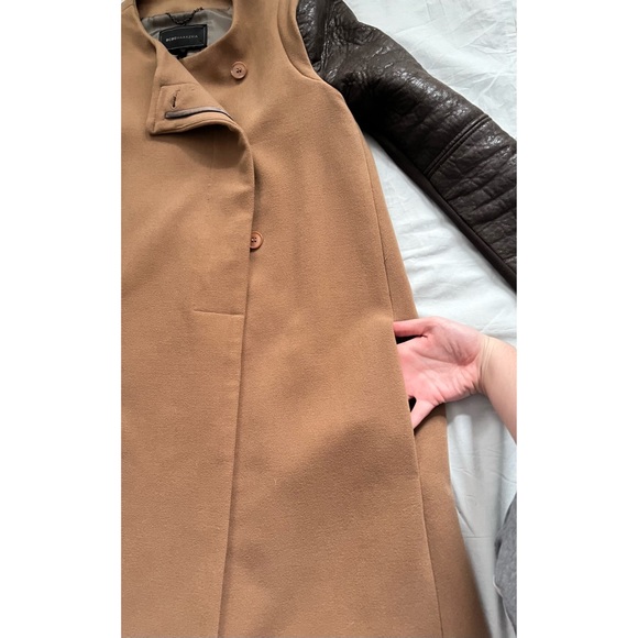 BCBG Maxazria Size Small Coat - Picture 7 of 8